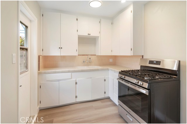 1314 Palm Avenue, Huntington Beach CA: https://media.crmls.org/medias/aec08896-564d-49cb-a390-ee5d5a56365f.jpg