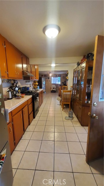 Detail Gallery Image 7 of 19 For 6300 Holmes Ave, Los Angeles,  CA 90001 - 2 Beds | 1 Baths
