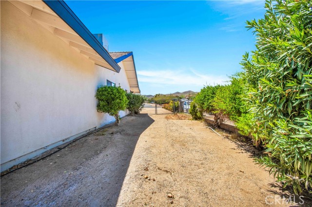 Detail Gallery Image 29 of 47 For 8759 San Diego Dr, Yucca Valley,  CA 92284 - 3 Beds | 2 Baths