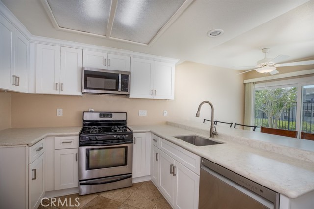 35 Bawley Street, Laguna Niguel CA: https://media.crmls.org/medias/aec28cd8-f6cd-48cd-9dee-7ca14d3c447e.jpg