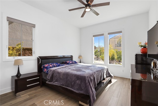 20535 W Bluebird Court, Porter Ranch CA: https://media.crmls.org/medias/aec29589-fa1c-453b-8cc3-a44365d33f35.jpg