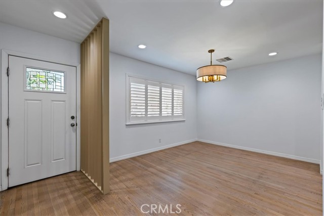 Detail Gallery Image 5 of 19 For 706 Tufts Ave, Burbank,  CA 91504 - 3 Beds | 2 Baths