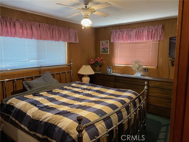 Detail Gallery Image 22 of 29 For 320 Starvation Flats Rd, Big Bear Lake,  CA 92315 - 4 Beds | 2 Baths