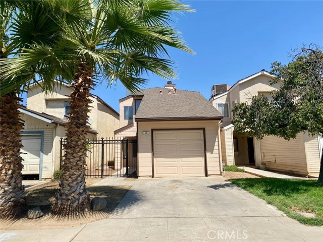 Detail Gallery Image 3 of 30 For 3582 W Terrace Ave, Fresno,  CA 93722 - 3 Beds | 2/1 Baths