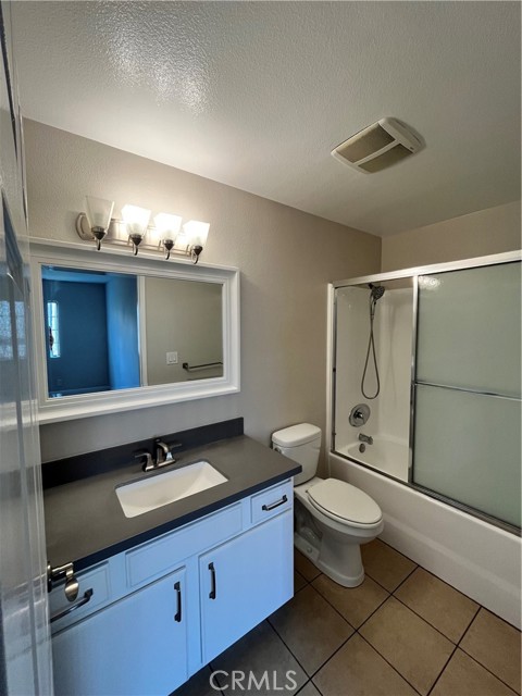 Detail Gallery Image 21 of 24 For 625 E Palm Ave #201,  Burbank,  CA 91501 - 2 Beds | 2 Baths