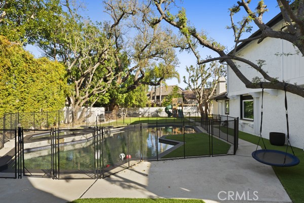 Detail Gallery Image 58 of 67 For 9514 Oakridge Pl, Chatsworth,  CA 91311 - 6 Beds | 6 Baths