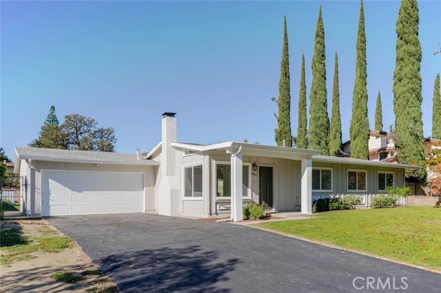 Detail Gallery Image 2 of 30 For 9551 Gierson Ave, Chatsworth,  CA 91311 - 3 Beds | 2 Baths