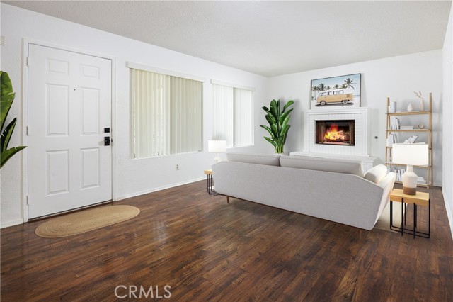 25644 Mont Pointe, Lake Forest CA: https://media.crmls.org/medias/aec4161b-1bbf-4e45-82fe-3a9a67a436d2.jpg