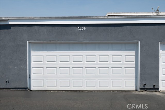 2334 Richmond Way, Costa Mesa CA: https://media.crmls.org/medias/aec4300b-db92-4ccb-8bcb-c7309c3b6273.jpg