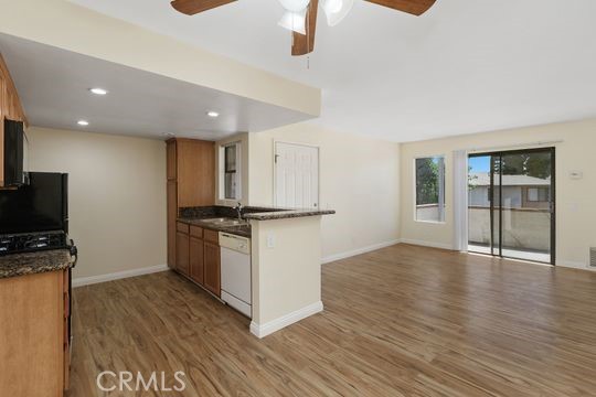 Detail Gallery Image 4 of 35 For 1313 Massachusettes Ave #203,  Riverside,  CA 92507 - 2 Beds | 1 Baths