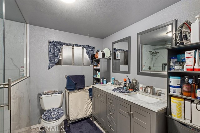 Detail Gallery Image 17 of 42 For 6096 Crawford St, San Diego,  CA 92120 - 4 Beds | 3 Baths