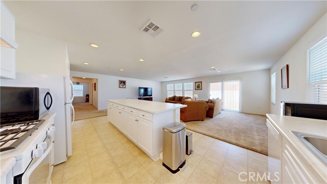 Detail Gallery Image 8 of 75 For 14458 Sweetgrass Pl, Victorville,  CA 92394 - 3 Beds | 2 Baths