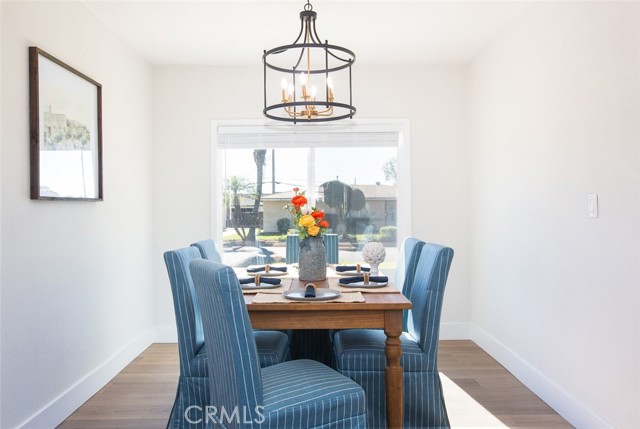 417 W Leeside, Glendora CA: https://media.crmls.org/medias/aec58c24-1b17-4dbe-81aa-6eb6693c9ecc.jpg