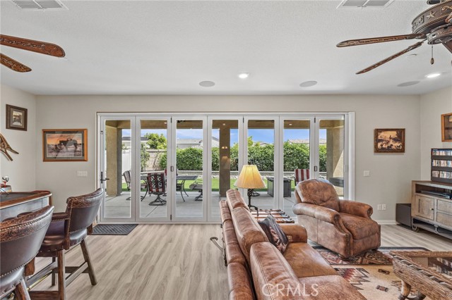 Detail Gallery Image 16 of 45 For 34572 Burnt Pine Rd, Murrieta,  CA 92563 - 4 Beds | 2 Baths
