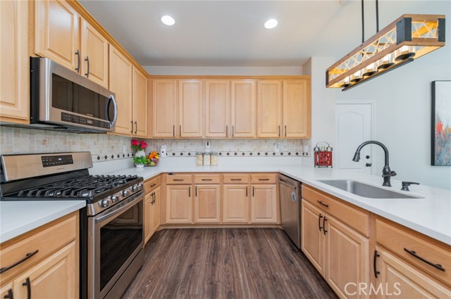 Detail Gallery Image 11 of 37 For 11090 Mountain View Dr #74,  Rancho Cucamonga,  CA 91730 - 3 Beds | 2/1 Baths