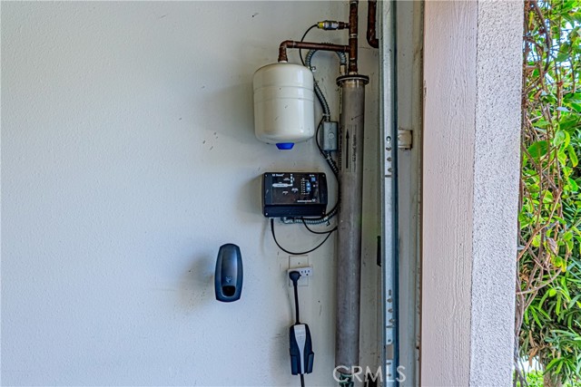 18956 Northern Dancer Lane, Yorba Linda CA: https://media.crmls.org/medias/aec6ba16-ac01-4125-a36f-7c1b7cb87dd3.jpg