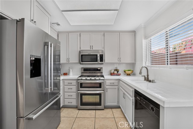 13421 Hubbard Street, 122 photo 14