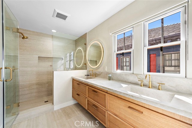 Detail Gallery Image 15 of 26 For 2534 Bungalow Pl #87,  Corona Del Mar,  CA 92625 - 3 Beds | 2/1 Baths