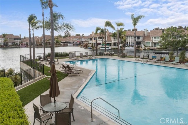 5410 Avenida El Cid, Yorba Linda CA: https://media.crmls.org/medias/aec7a4e3-394f-44cc-a73b-cca123dd1b24.jpg