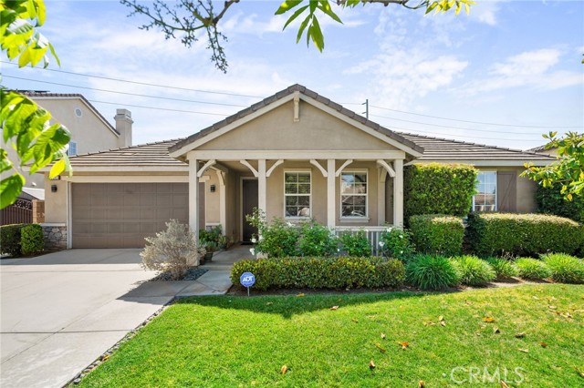 Detail Gallery Image 1 of 50 For 14215 Rolling Stream Pl, Corona,  CA 92880 - 4 Beds | 2/1 Baths