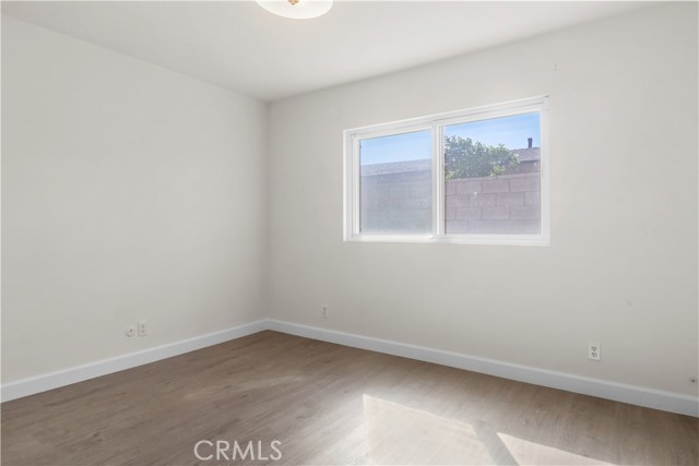 10829 Firmona Avenue photo 21