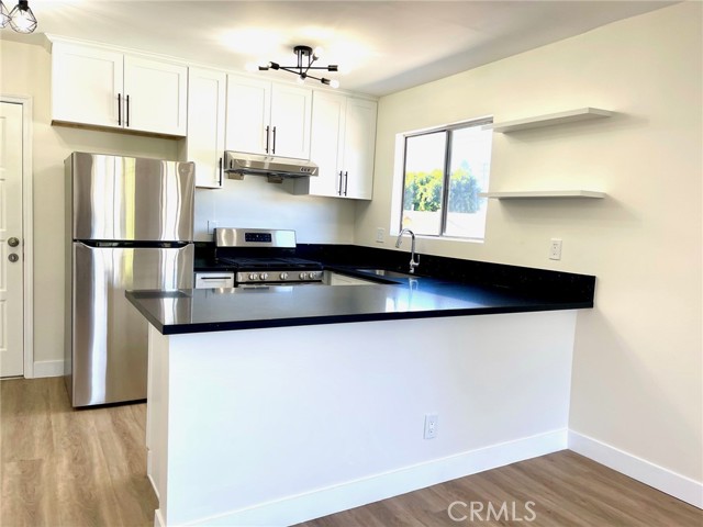 Detail Gallery Image 14 of 14 For 2728 Crestmoore #3,  Los Angeles,  CA 90065 - 2 Beds | 1 Baths