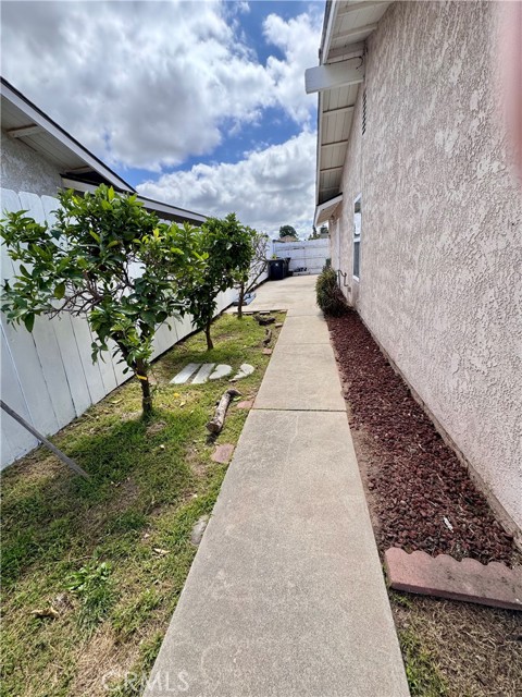 Detail Gallery Image 14 of 15 For 1340 Marie Ct, Santa Maria,  CA 93454 - 3 Beds | 2 Baths