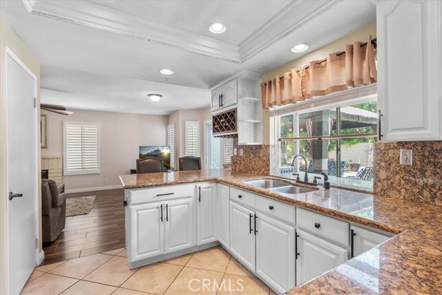 Detail Gallery Image 11 of 46 For 10197 via Apolina, Moreno Valley,  CA 92557 - 4 Beds | 2/1 Baths