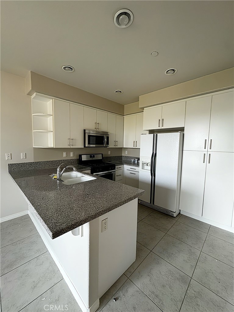 MLS #WS25266242 image #5