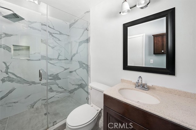 8846 Laramie Avenue, Winnetka CA: https://media.crmls.org/medias/aecae476-0353-417b-a249-944373dd7ec8.jpg