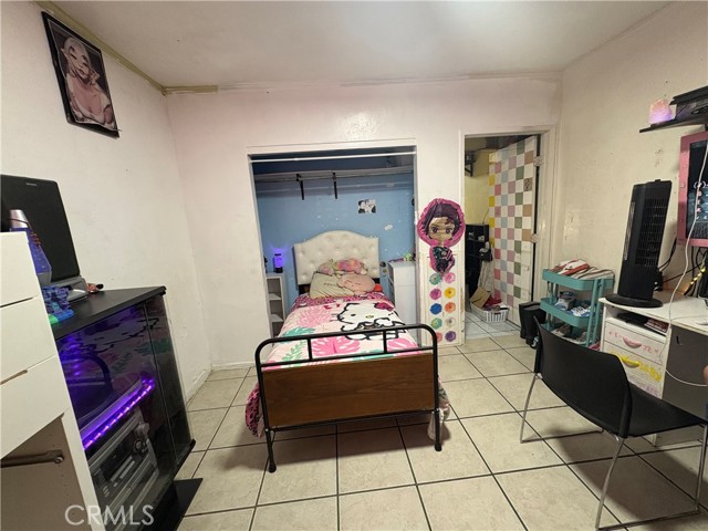 6628 Rose Avenue, Long Beach CA: https://media.crmls.org/medias/aecb28b6-5507-4af1-8f06-58d8dc7fd7d9.jpg