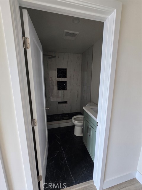 14306 Crossdale, Norwalk CA: https://media.crmls.org/medias/aecbe2c1-1e42-4877-b071-7dabffe7b5d5.jpg