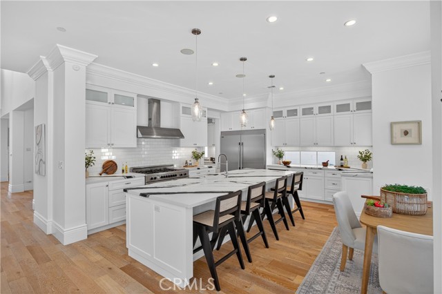 8056 Kentwood Avenue, Los Angeles CA: https://media.crmls.org/medias/aecc2cfb-043a-4708-9a6d-66657ce4c95f.jpg