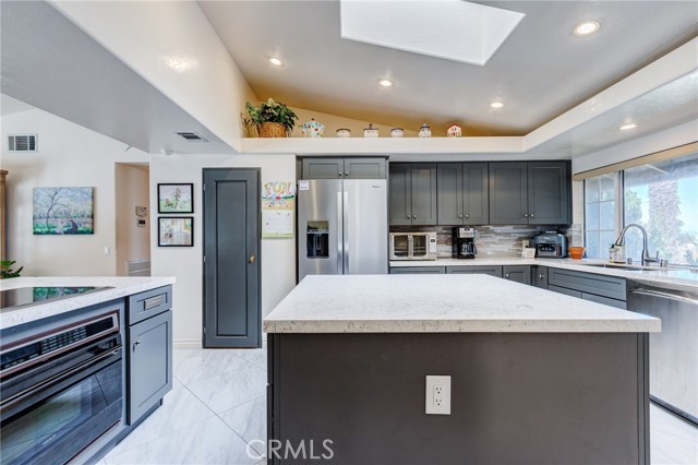 20003 Waco Road, Apple Valley CA: https://media.crmls.org/medias/aeccf487-f32c-4366-9eee-136a6a0be1ab.jpg