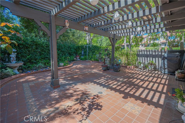 Detail Gallery Image 25 of 42 For 19210 Lahey St #2,  Porter Ranch,  CA 91326 - 3 Beds | 2/1 Baths