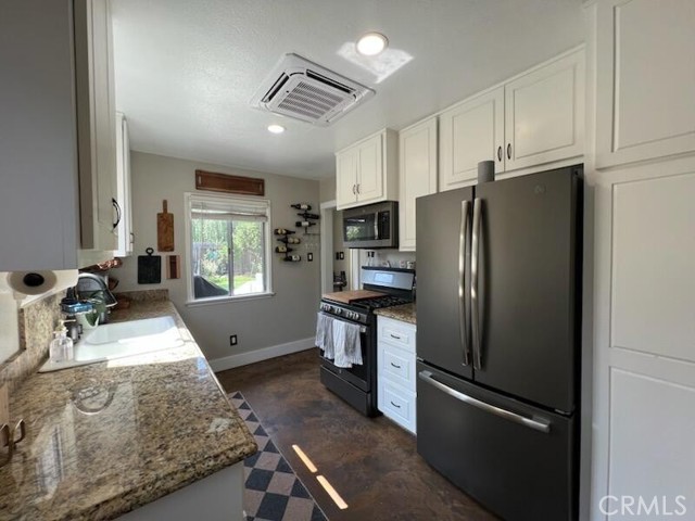 13426 Anola, Whittier CA: https://media.crmls.org/medias/aecd64ff-374e-46fa-a4b1-3c58ee6898c1.jpg