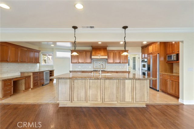 Detail Gallery Image 18 of 38 For 4002 Admirable Dr, Rancho Palos Verdes,  CA 90275 - 4 Beds | 2 Baths