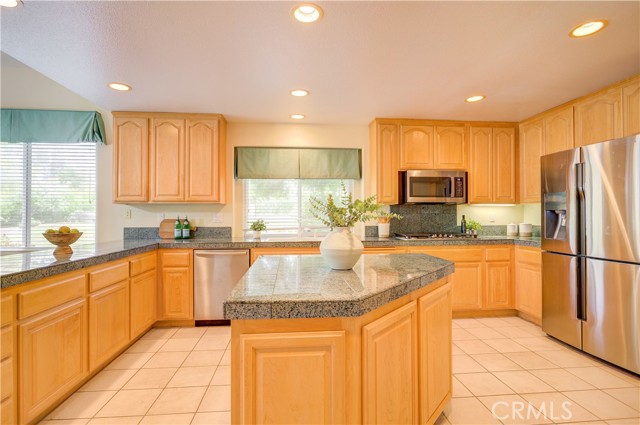 Large Kitchen with Island