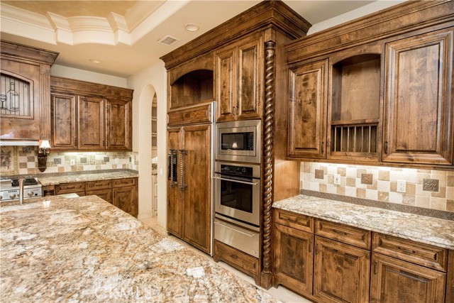 Detail Gallery Image 21 of 73 For 1340 Hidden Springs Dr, Corona,  CA 92881 - 7 Beds | 7/1 Baths