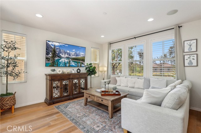 Detail Gallery Image 5 of 50 For 410 N Tapia Ln, Brea,  CA 92821 - 3 Beds | 2/1 Baths
