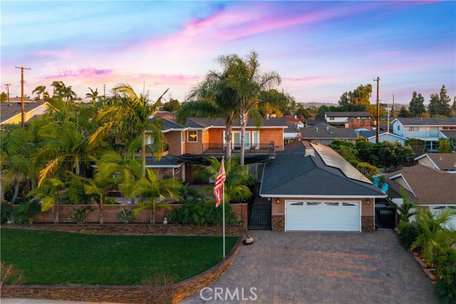 Detail Gallery Image 3 of 70 For 1308 Las Lomas Dr, Brea,  CA 92821 - 6 Beds | 4 Baths