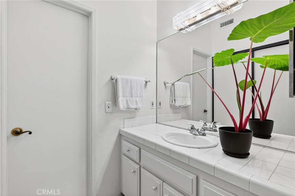 MLS #DW25152735 image #14