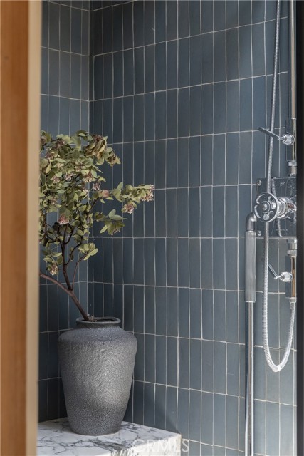 Detail Gallery Image 28 of 32 For 433 Annandale Dr, Lake Arrowhead,  CA 92352 - 3 Beds | 2 Baths