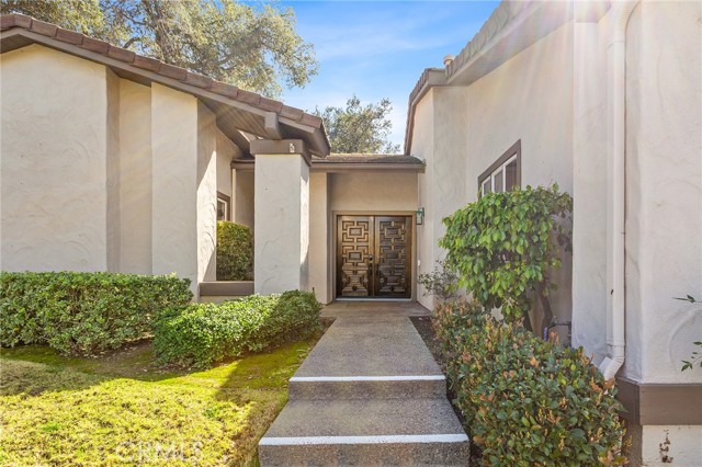 Detail Gallery Image 3 of 66 For 38260 Oaktree, Murrieta,  CA 92562 - 2 Beds | 2/1 Baths