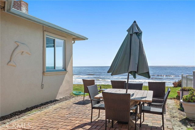 2670 Studio Drive, Cayucos CA: https://media.crmls.org/medias/aed369eb-c3c0-4da8-a5cb-f722a165d792.jpg