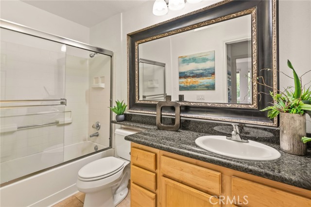 Detail Gallery Image 18 of 34 For 2550 San Gabriel Way #202,  Corona,  CA 92882 - 2 Beds | 2 Baths