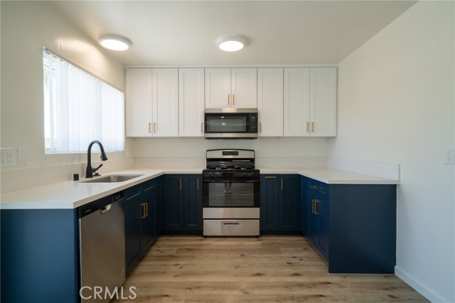 239 Avenida Pelayo, San Clemente CA: https://media.crmls.org/medias/aed48ca2-5e5d-4aa0-abc6-197740a2c935.jpg