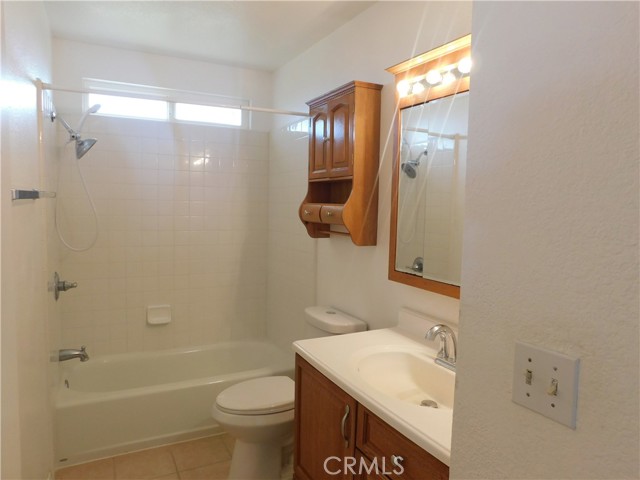 Detail Gallery Image 8 of 17 For 9236 Bay, California City,  CA 93505 - 3 Beds | 2 Baths