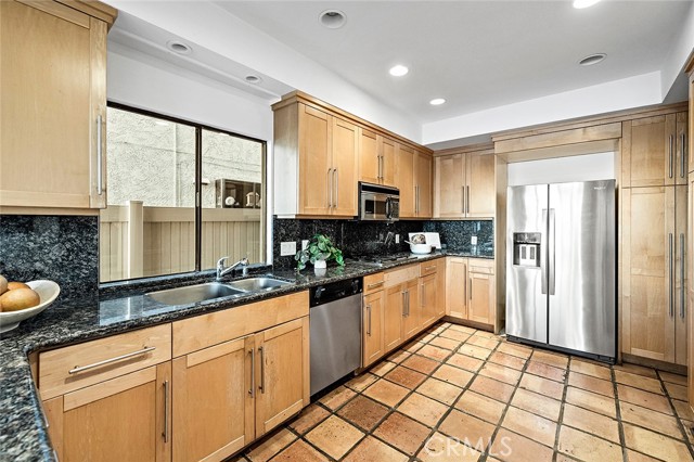 Image 8 of 47 For 16611 Carousel Lane