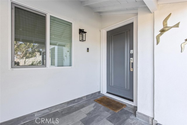 22444 Venido Road, Woodland Hills CA: https://media.crmls.org/medias/aed4e797-f3e6-440e-b7d1-30aa750a369c.jpg